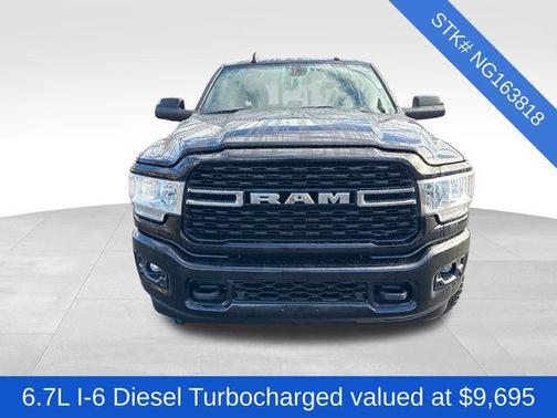 2022 RAM 3500 Big Horn Crew Cab 4x4 8' Box