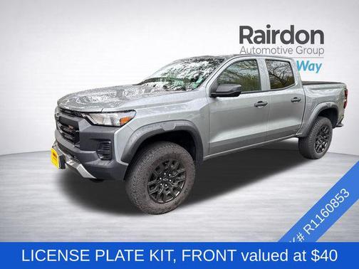 Sterling Gray Metallic 2024 Chevrolet Colorado Trail Boss