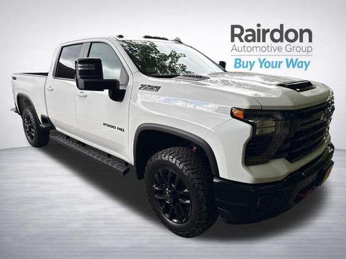 Summit White 2025 Chevrolet Silverado 2500 LT