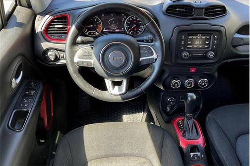 2017 Jeep Renegade Trailhawk