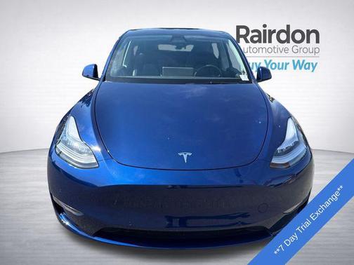 Deep Blue Metallic 2022 Tesla Model Y Long Range Dual Motor All-Wheel Drive