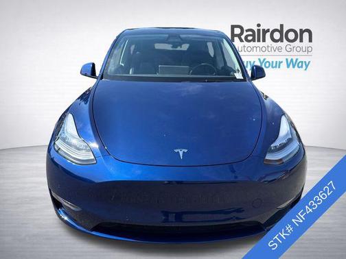 Deep Blue Metallic 2022 Tesla Model Y Long Range Dual Motor All-Wheel Drive