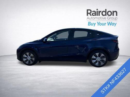 Deep Blue Metallic 2022 Tesla Model Y Long Range Dual Motor All-Wheel Drive