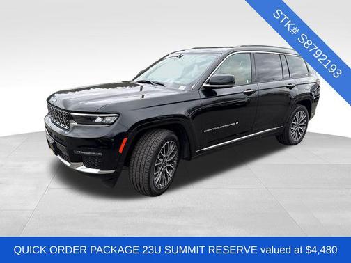 Diamond Black Crystal Pearlcoat 2025 Jeep Grand Cherokee L Summit Reserve