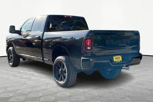 2025 RAM 2500 Big Horn Crew Cab 4x4 6'4' Box