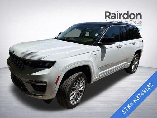 Bright White Clearcoat 2022 Jeep Grand Cherokee 4xe Summit