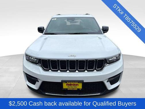 Bright White Clearcoat 2026 Jeep Grand Cherokee Altitude
