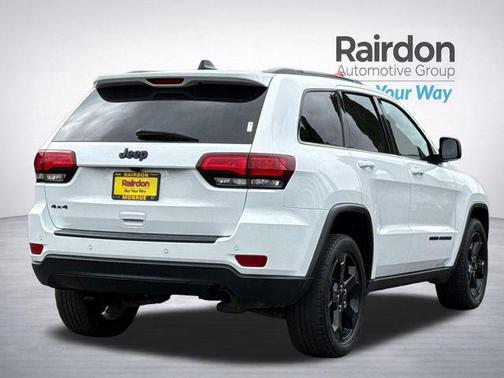 Bright White Clearcoat 2019 Jeep Grand Cherokee Upland