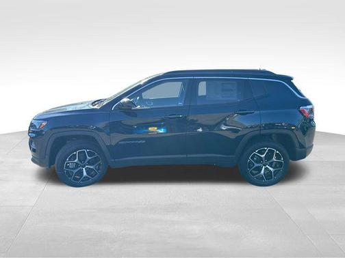 Fathom Blue Pearl Coat 2026 Jeep Compass Limited