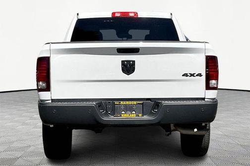 2024 RAM 1500 Classic Warlock Crew Cab 4x4 5'7' Box