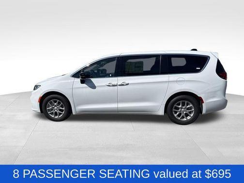 Bright White Clearcoat 2026 Chrysler Pacifica L