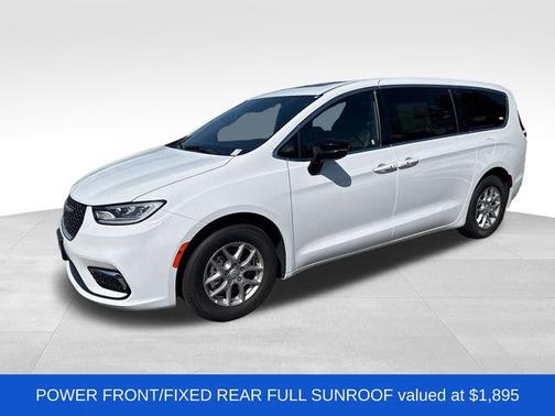 Bright White Clearcoat 2026 Chrysler Pacifica L