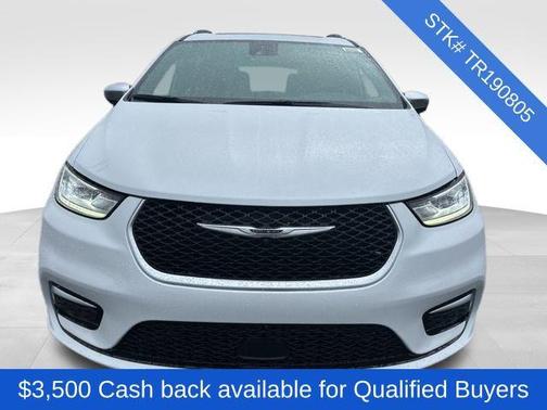 2026 Chrysler Pacifica L