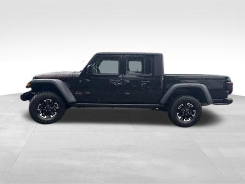 Black Clearcoat 2026 Jeep Gladiator Rubicon