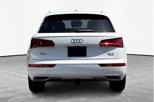 2018 Audi Q5 2.0T Prestige