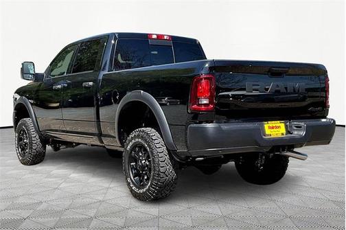 2025 RAM 2500 Tradesman Crew Cab 4x4 6'4' Box