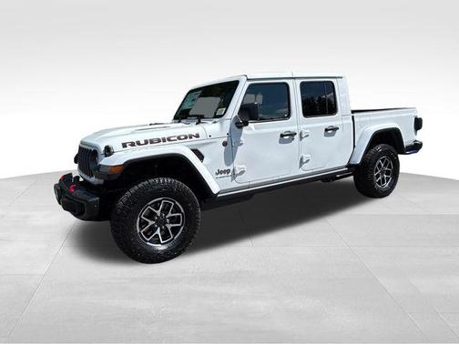 Bright White Clearcoat 2026 Jeep Gladiator Rubicon