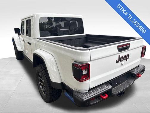 Bright White Clearcoat 2026 Jeep Gladiator Rubicon