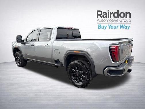 Sterling Metallic 2024 GMC Sierra 2500 AT4
