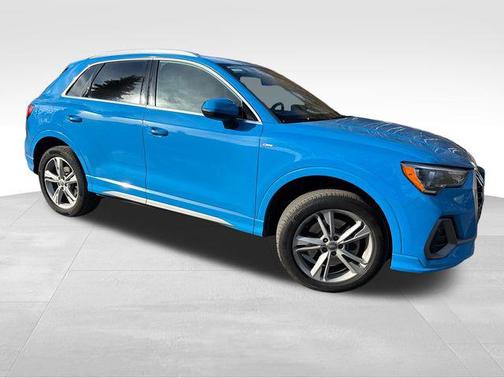 2020 Audi Q3 45 S line Premium