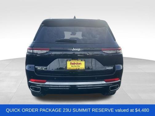 2023 Jeep Grand Cherokee Summit