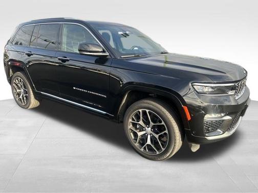 2023 Jeep Grand Cherokee Summit
