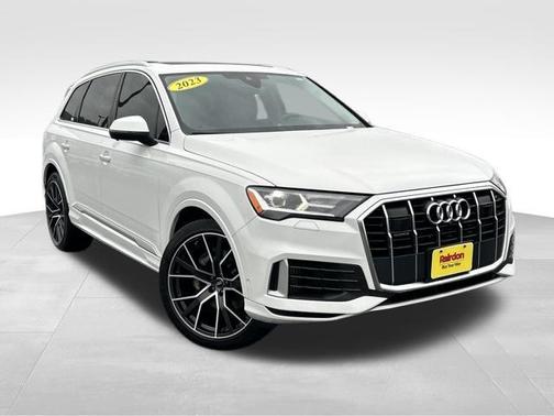 2023 Audi Q7 55 Premium Plus