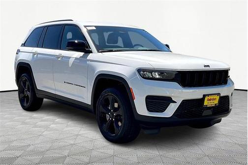 2025 Jeep Grand Cherokee Altitude