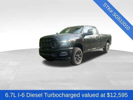 2025 RAM 2500 Big Horn Crew Cab 4x4 8' Box