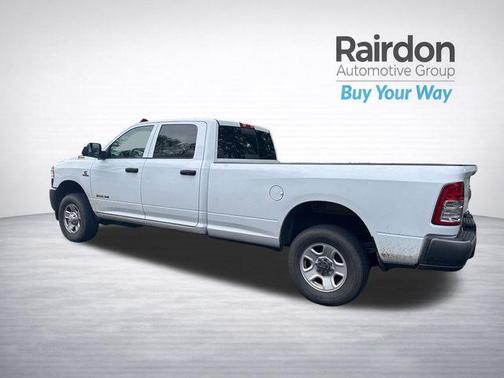2020 RAM 3500 Tradesman Crew Cab 4x4 8' Box