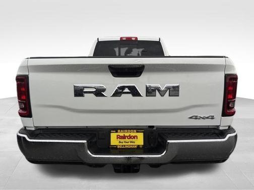 2025 RAM 3500 Tradesman Crew Cab 4x4 8' Box