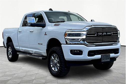 2023 RAM 2500 Laramie Crew Cab 4x4 6'4' Box