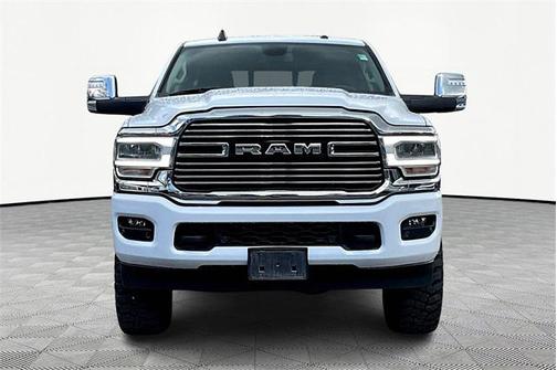 2023 RAM 2500 Laramie Crew Cab 4x4 6'4' Box