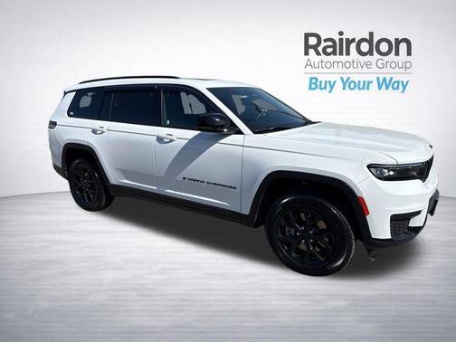 Bright White Clearcoat 2025 Jeep Grand Cherokee L Altitude