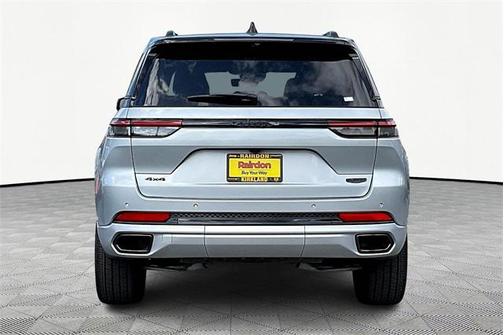 2025 Jeep Grand Cherokee Summit