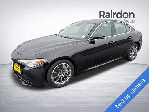 Alfa Black 2019 Alfa Romeo Giulia Base