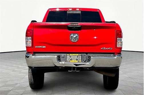 2021 RAM 3500 Tradesman Crew Cab 4x4 8' Box