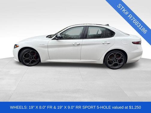 2024 Alfa Romeo Giulia Veloce RWD