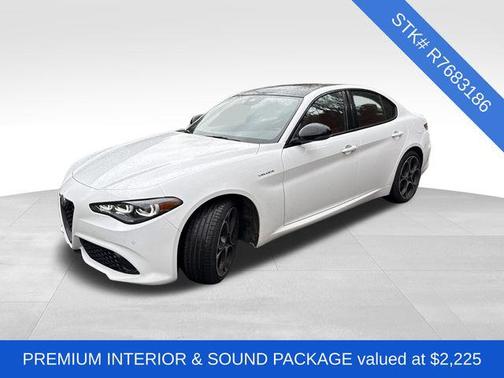 2024 Alfa Romeo Giulia Veloce RWD