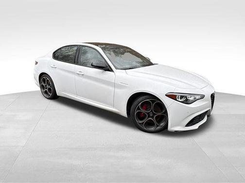 2024 Alfa Romeo Giulia Veloce RWD