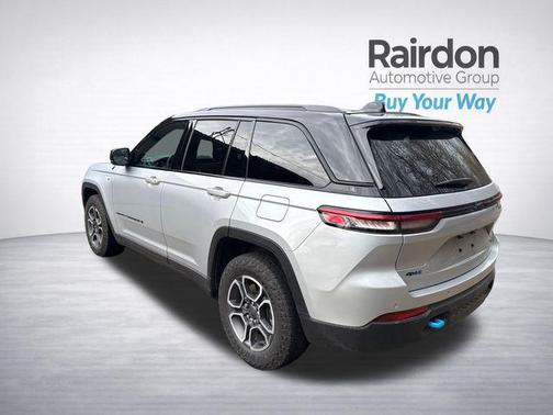 2022 Jeep Grand Cherokee 4xe Trailhawk