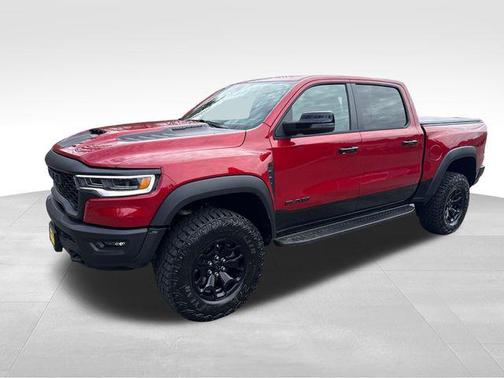 Molten Red Pearlcoat 2026 RAM 1500 RHO Crew Cab 4x4 5'7' Box