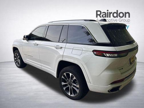 Bright White Clearcoat 2023 Jeep Grand Cherokee 4xe Overland