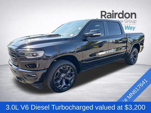 Diamond Black Crystal Pearlcoat 2021 RAM 1500 Limited