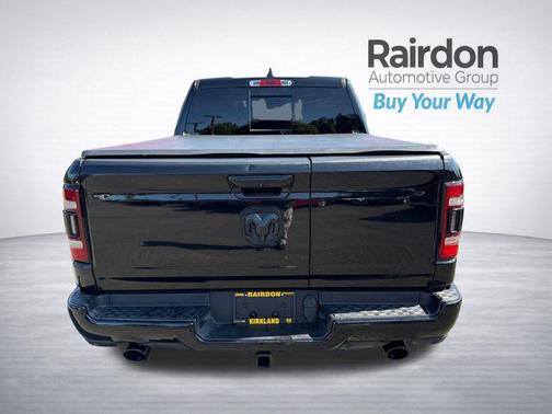 Diamond Black Crystal Pearlcoat 2021 RAM 1500 Limited