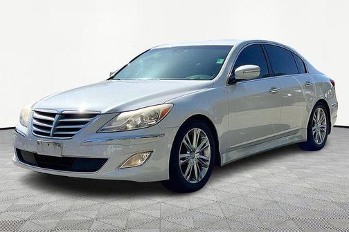 2013 Hyundai Genesis 3.8