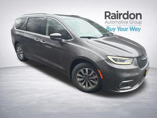 2021 Chrysler Pacifica Hybrid Touring L