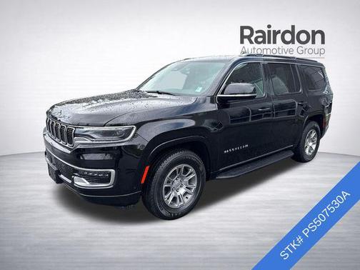 Diamond Black Crystal Pearlcoat 2023 Jeep Wagoneer Series I 4x4