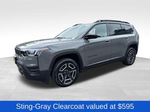 Sting-Gray Clearcoat 2026 Jeep Cherokee Laredo 4x4