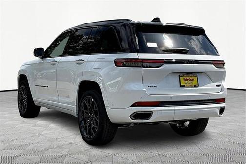 2025 Jeep Grand Cherokee Summit